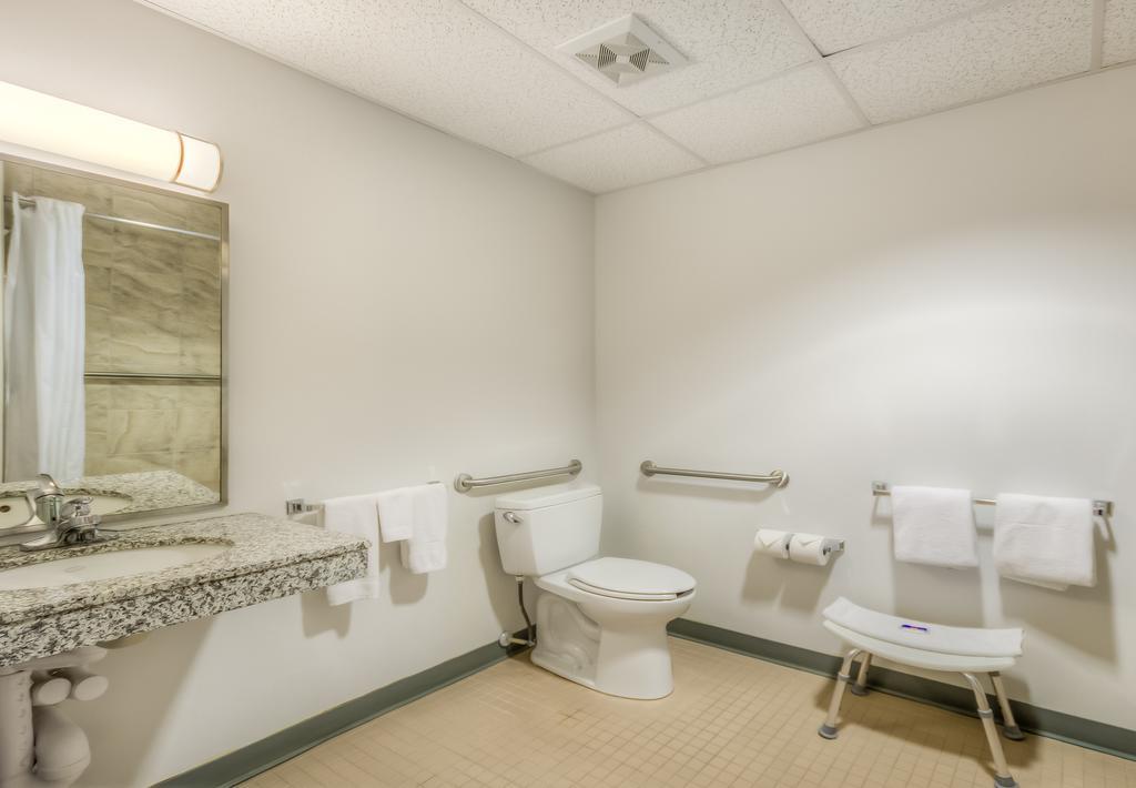Motel 6-Estevan, Sk Bagian luar foto