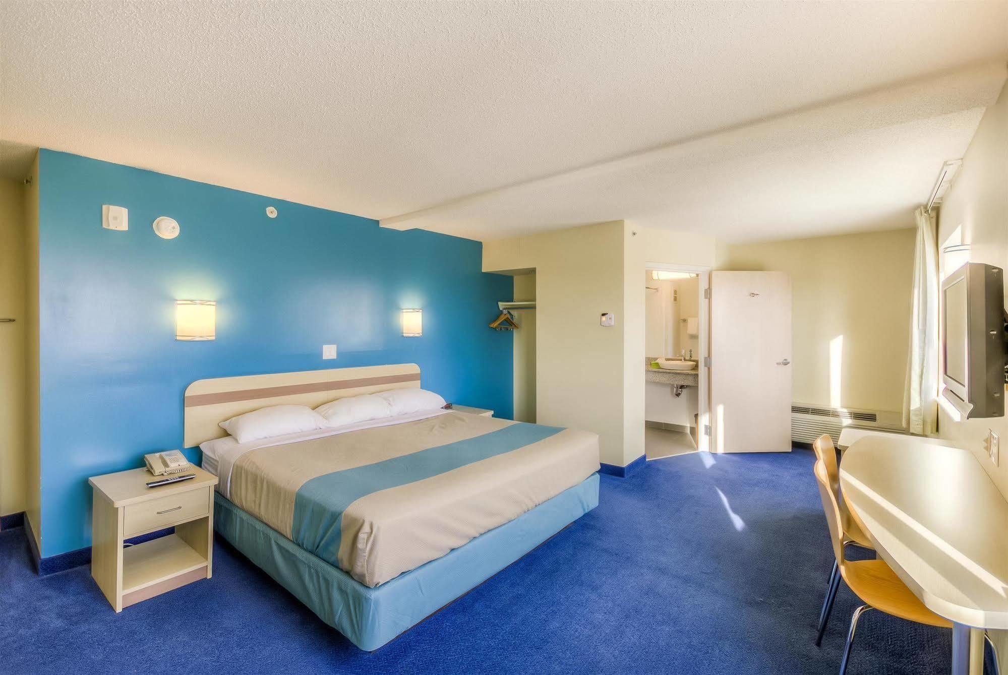 Motel 6-Estevan, Sk Bagian luar foto
