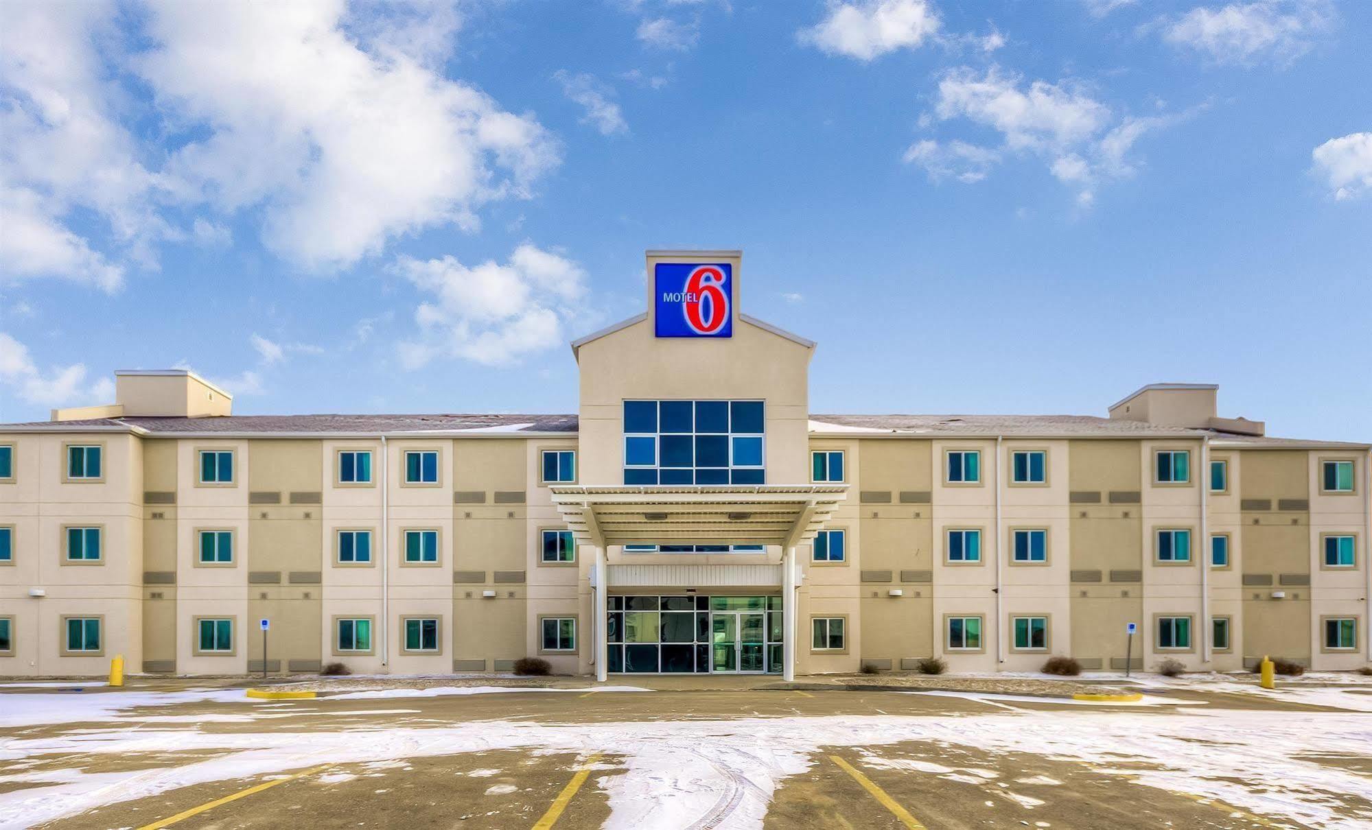 Motel 6-Estevan, Sk Bagian luar foto