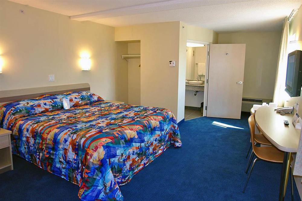 Motel 6-Estevan, Sk Ruang foto